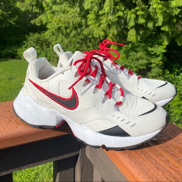 Nike Shoes - Nike Air Heights Sail/Black/Red techno